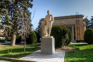Stalin Memorial House-Museum